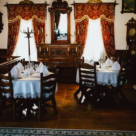 Antique House Hotel 杜布诺 外观 照片