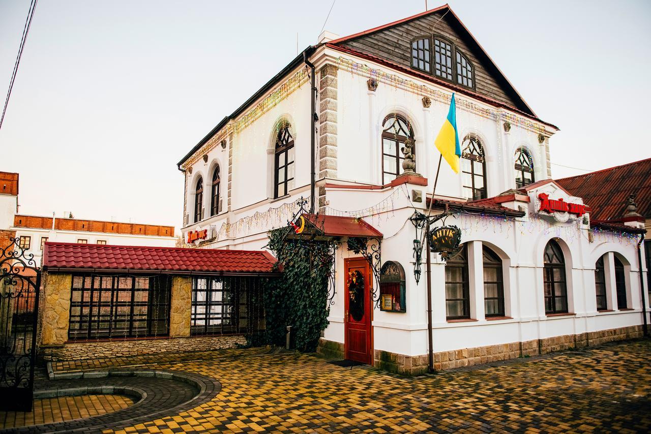 Antique House Hotel 杜布诺 外观 照片