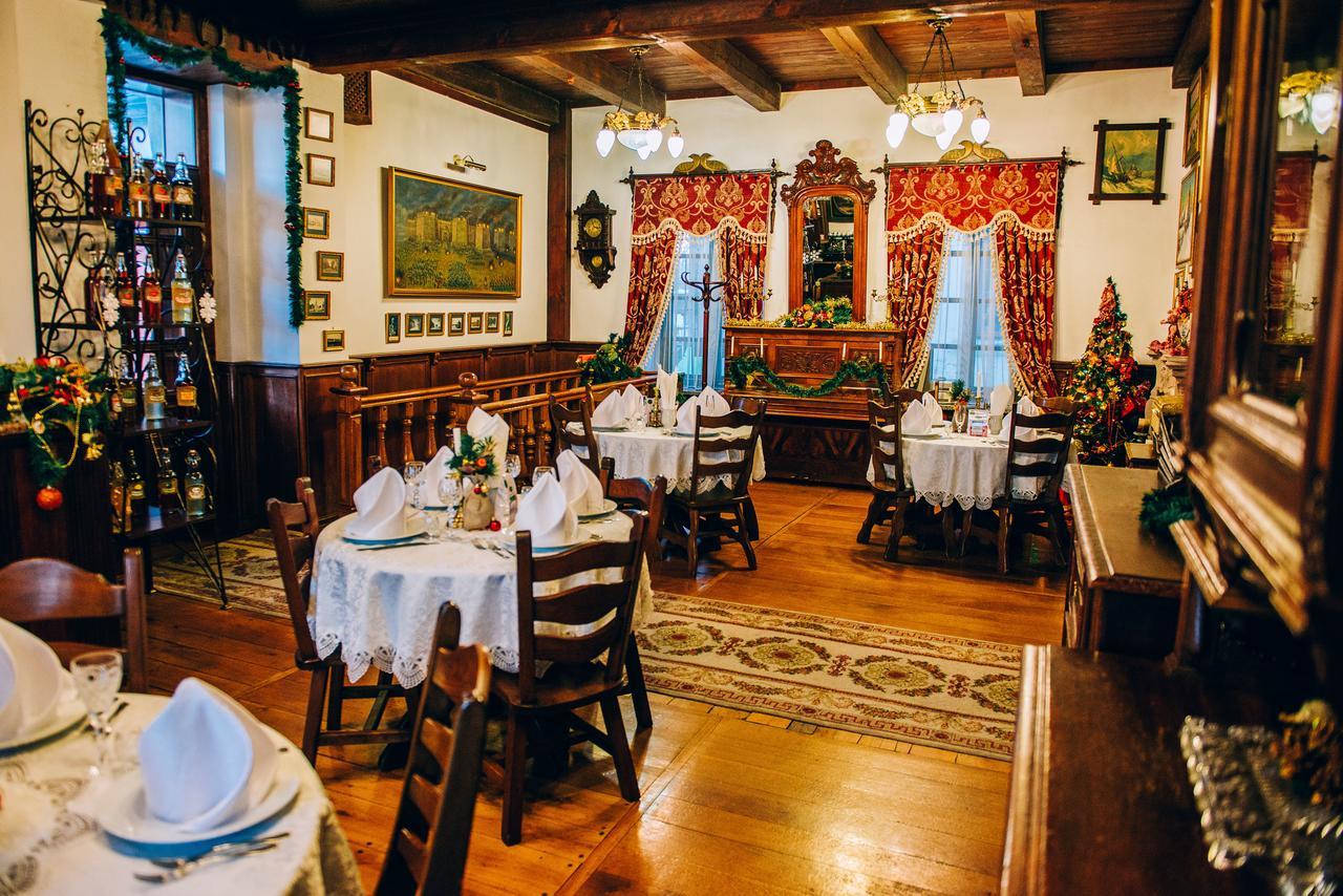 Antique House Hotel 杜布诺 外观 照片