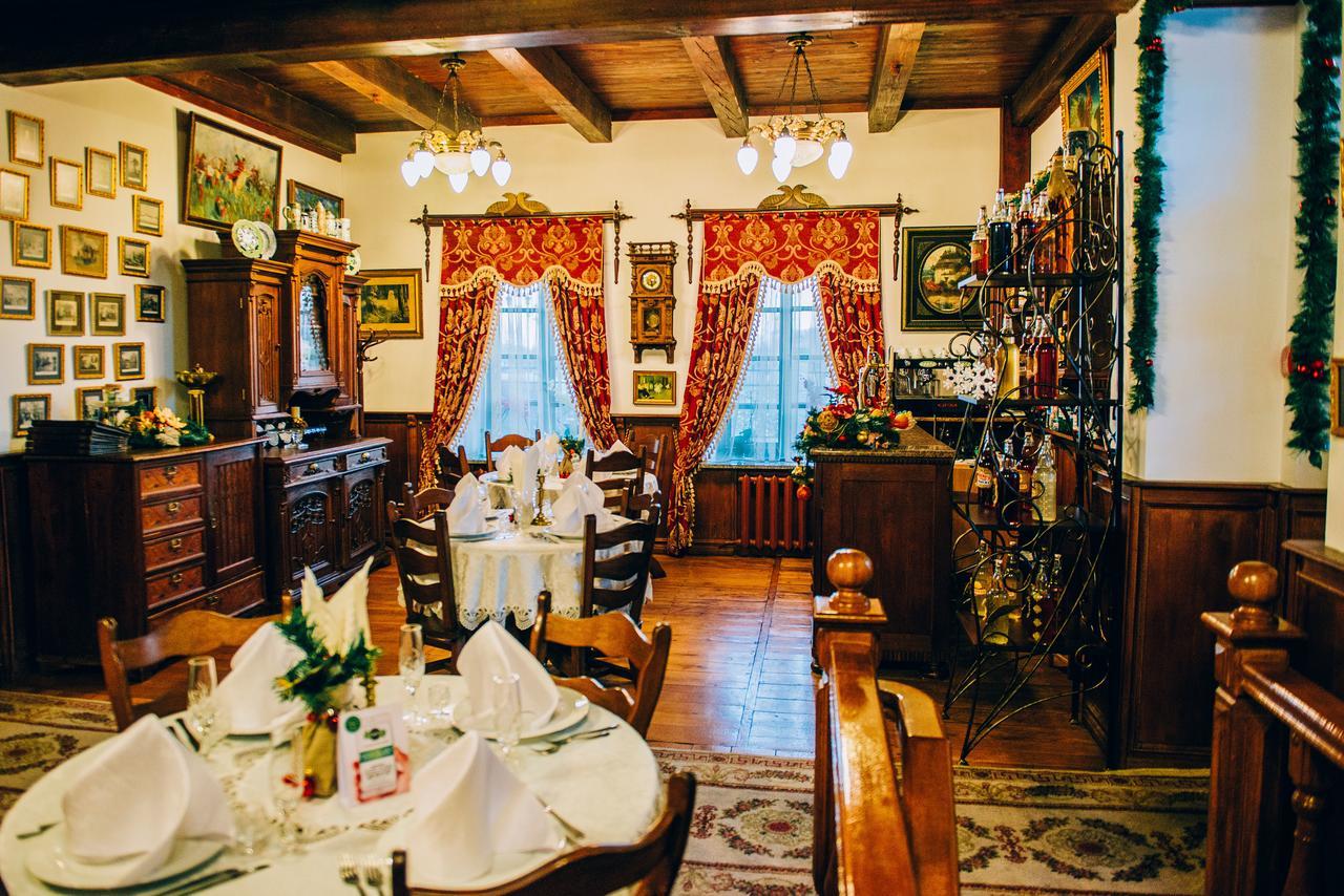 Antique House Hotel 杜布诺 外观 照片